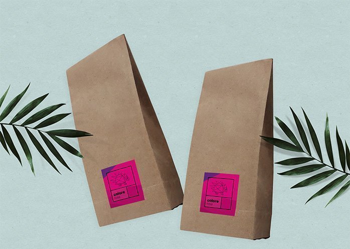 Etichette adesive in carta